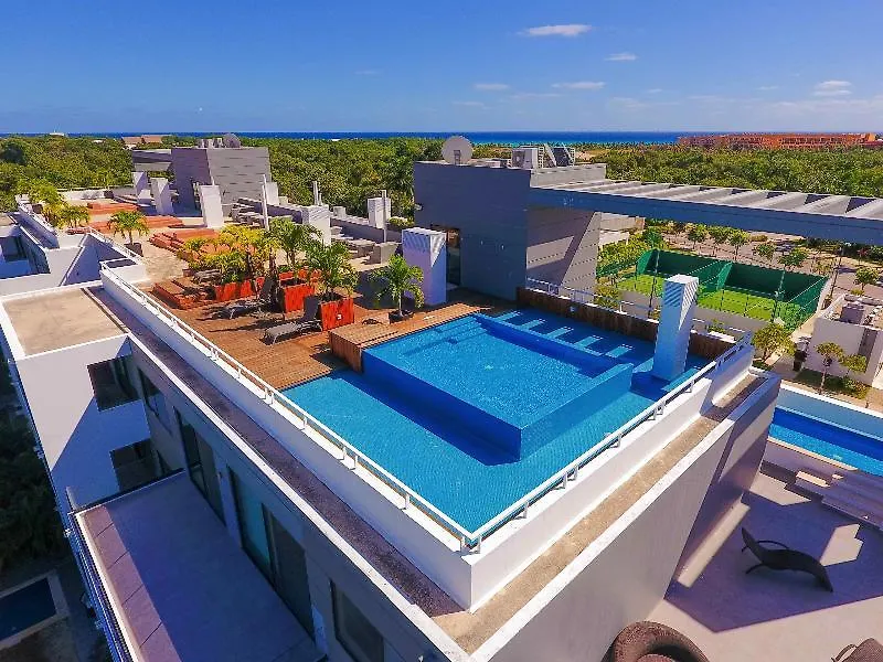 Nick Price Residences Playa del Carmen Hotel
